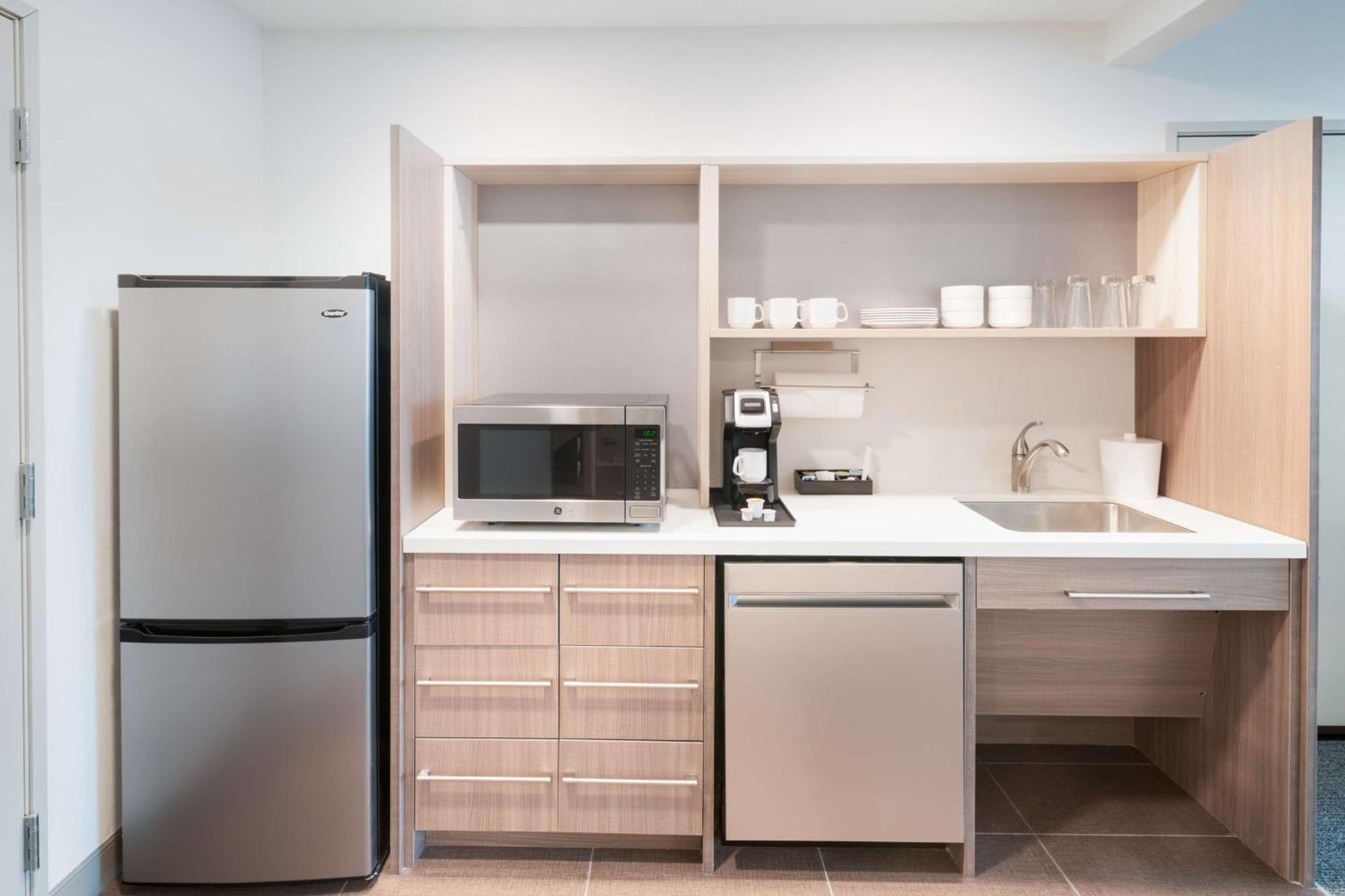 Home2 Suites By Hilton Brunswick Exteriör bild